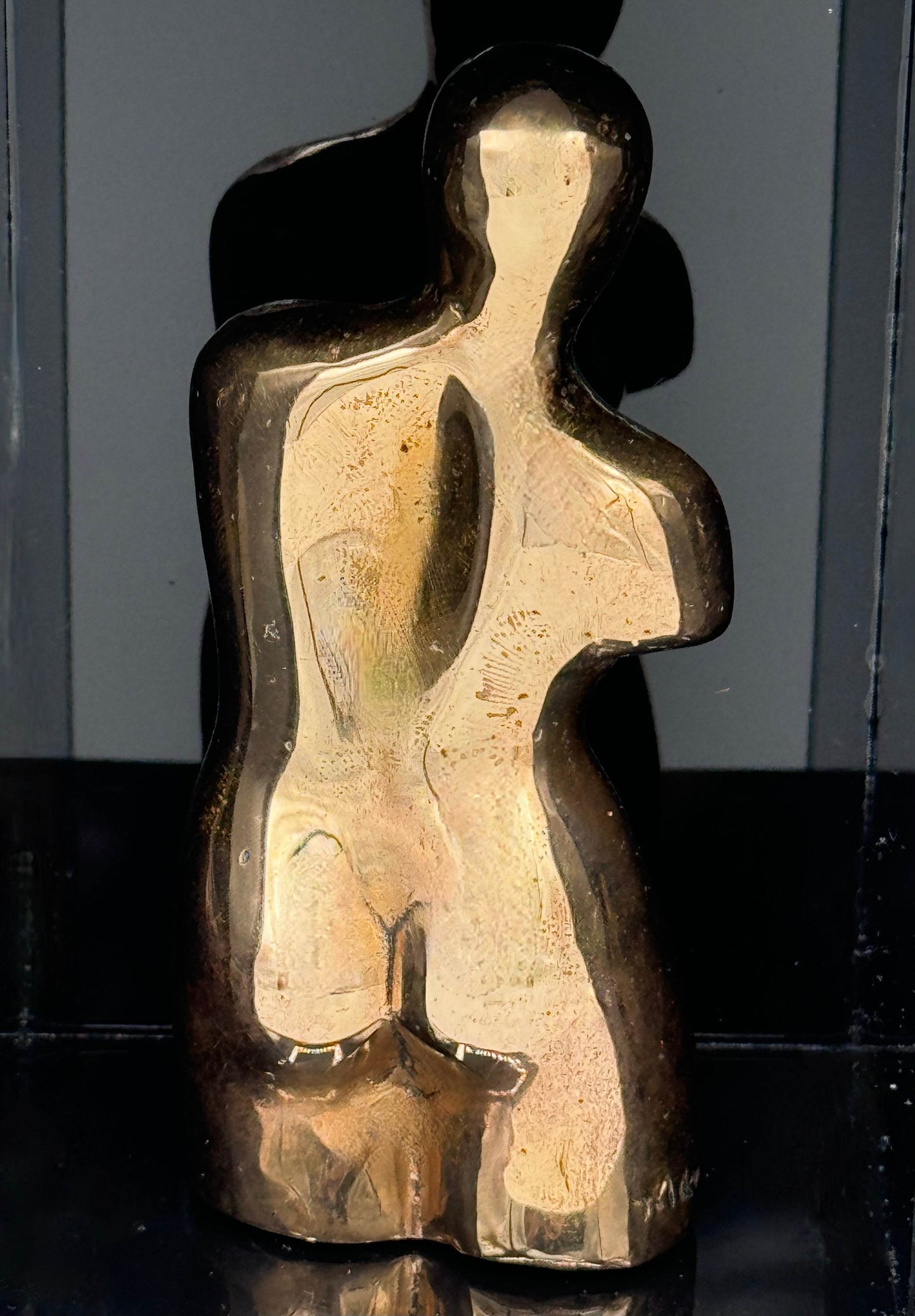 Man Ray Vierge apprivoisée / Domesticated Virgin (Let Me Out), 1969 bronze sculpture reverse