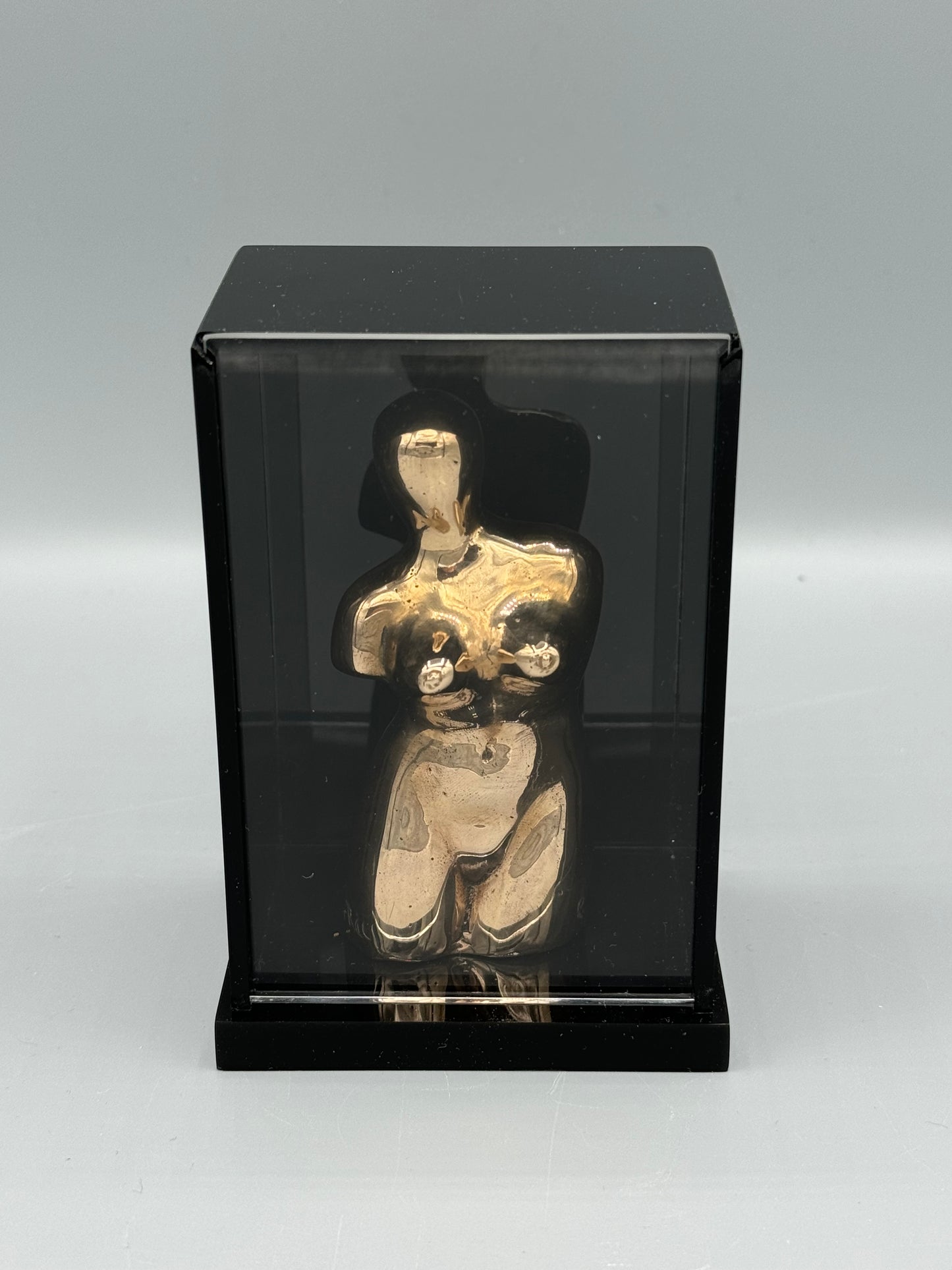 Man Ray
Vierge apprivoisée /Domesticated Virgin (Let me out), 1969
Bronze Ready-Made Sculpture in Original Plexiglass Presentation Box